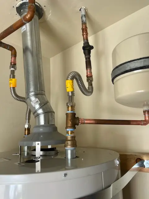 Water heater installation and plumbing repair in Green Bank